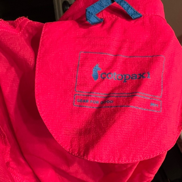 Cotopaxi Paray Ultra Light Bright Red Jacket Size Medium Mens EUC like new - Picture 3 of 10